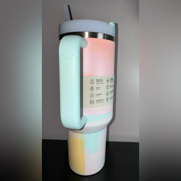 *SOLD* Stanley The Clean Slate Warm Serene Brushstrokes 40 oz Quencher Tumbler - Picture 5 of 12